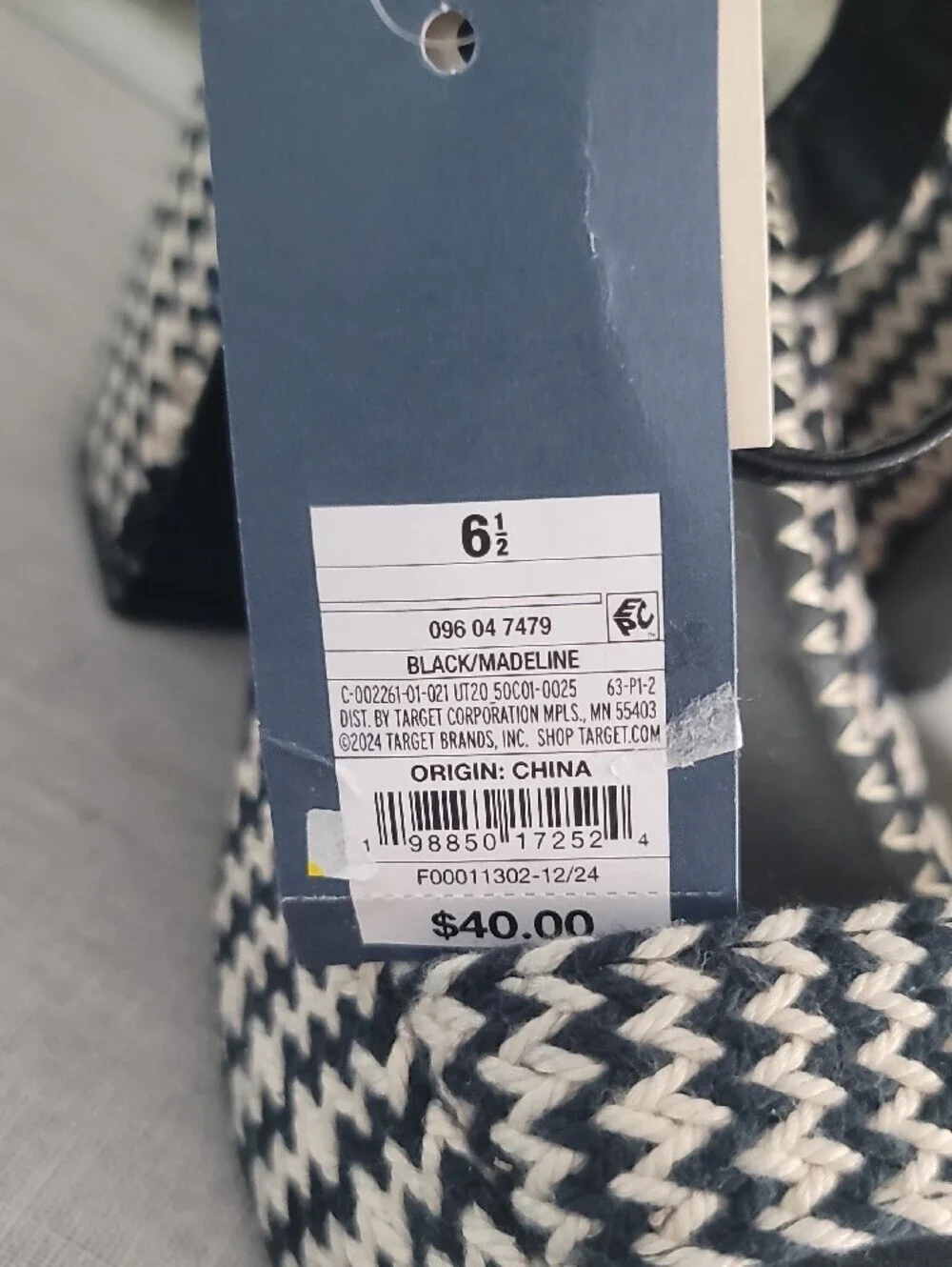 Universal Thread-Target Black and Cream Woven Platform Sandals